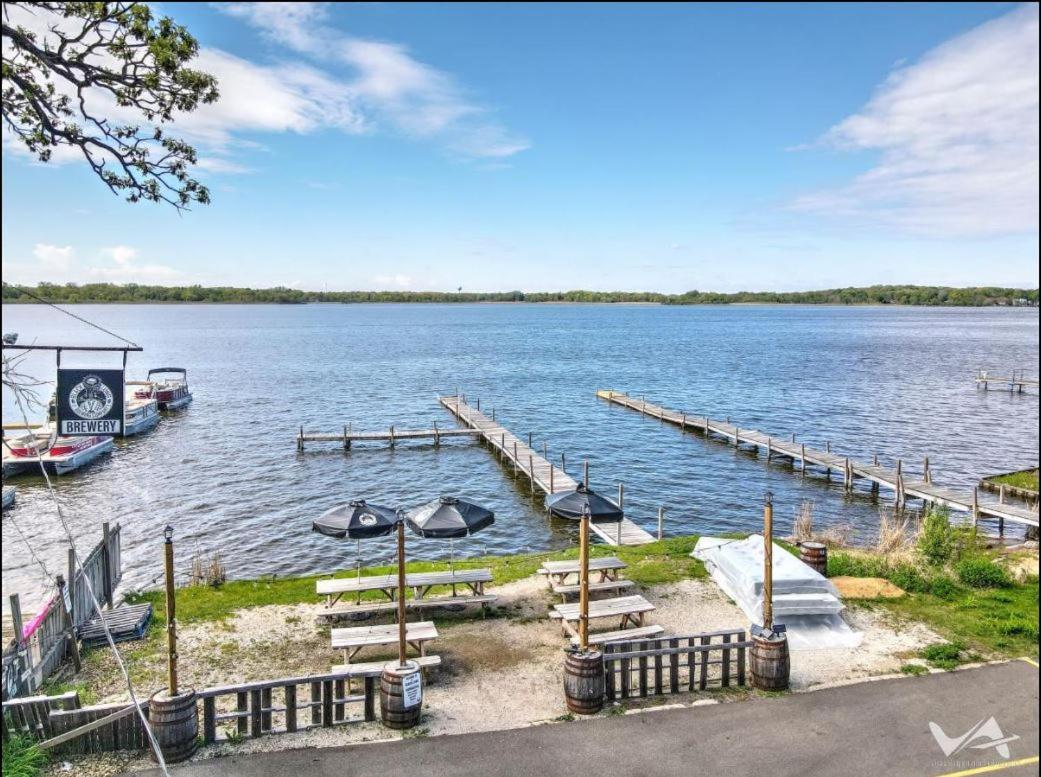 Randolph Hotel Fox Lake Exterior foto